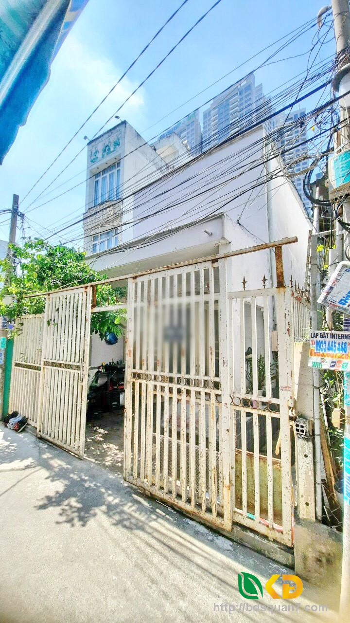 Bán nhà cấp 4 hẻm 666 đường Huỳnh Tấn Phát Phường Tân Phú Quận 7
